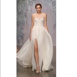Monique Lhuillier Wedding Gown